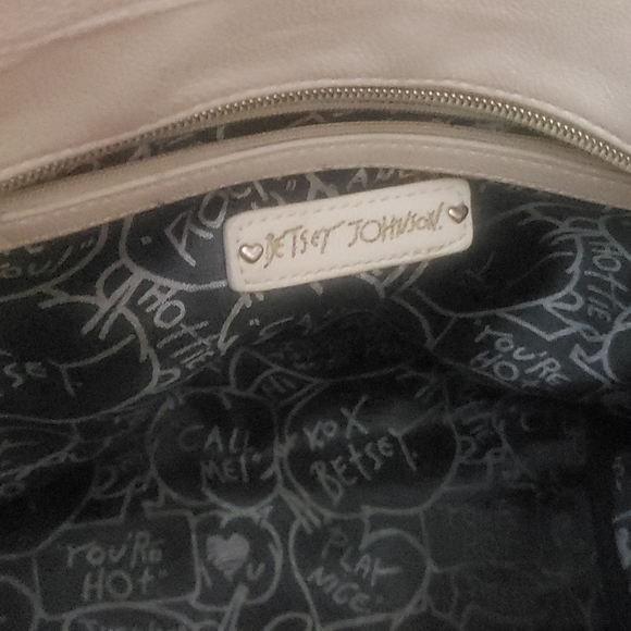 Betsey Johnson Nude Handbag w/ gold chain accent handles - Picture 4 of 4